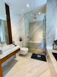 Nouvel 18 (D10), Condominium #452428101